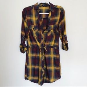 💫3/$12 Flannel button up dress size S